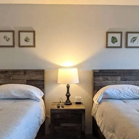 Cute Lower Level Cedar Lodge Room With Balcony & Lake Views! Laconia Exterior photo