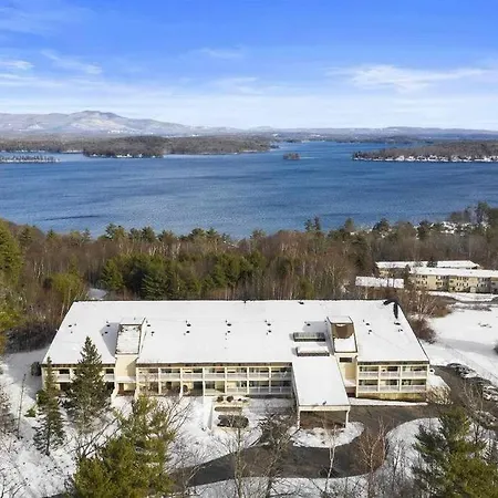 Cute Lower Level Cedar Lodge Room With Balcony & Lake Views! Laconia Exterior photo